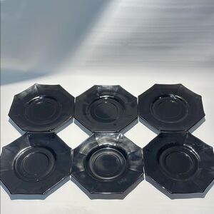 Elegant Black saucer Set